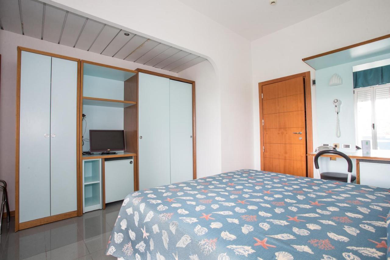 Hotel Gaby Rimini Ngoại thất bức ảnh