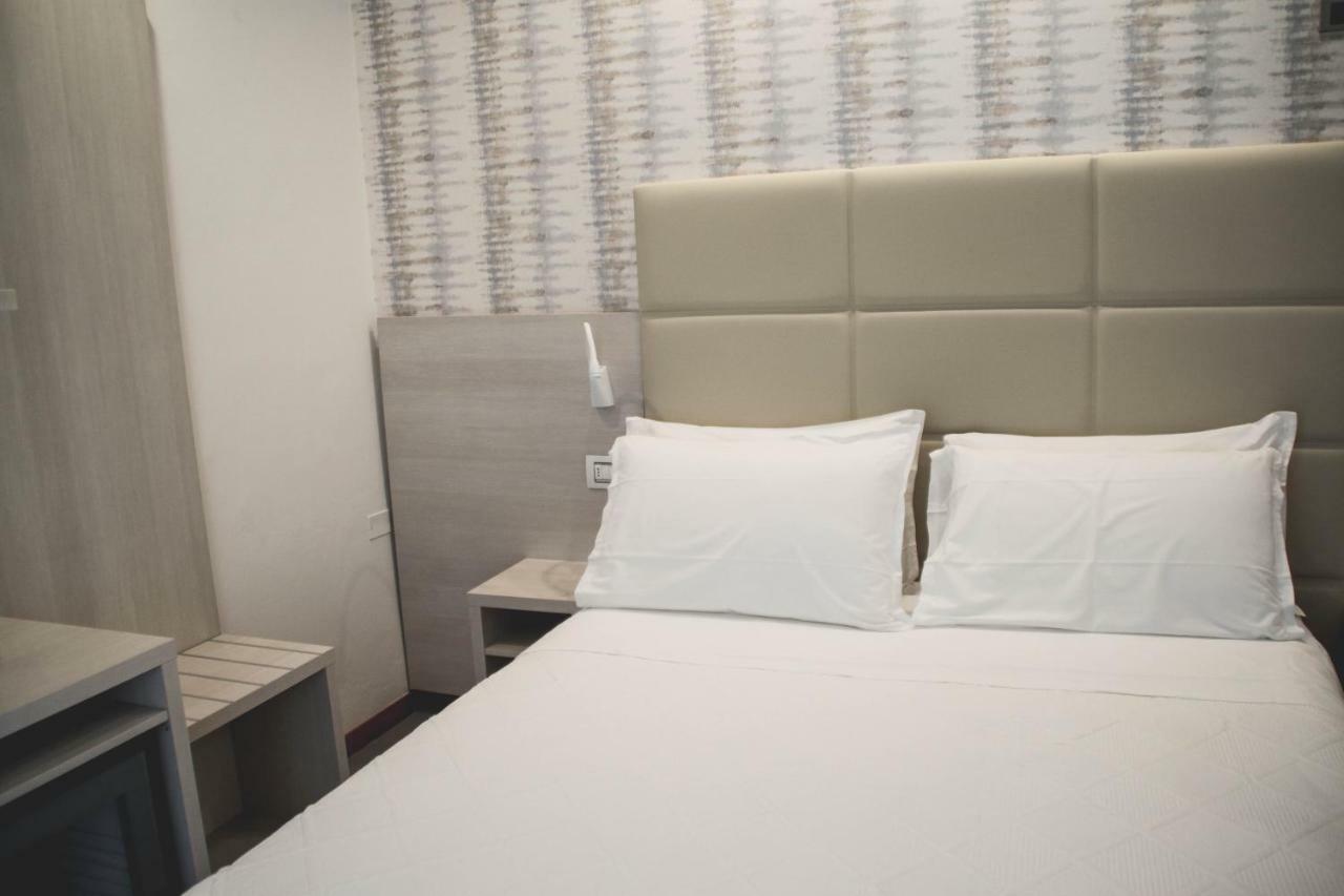 Hotel Gaby Rimini Ngoại thất bức ảnh